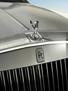 Значки на капотах автомобилей