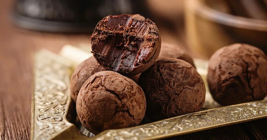 Конфеты truffle classic трюфель классический 200г essen. Трюфель конфеты. Трюфель "французский кофейный". Трюфель кинг. Вкусные трюфели конфеты.