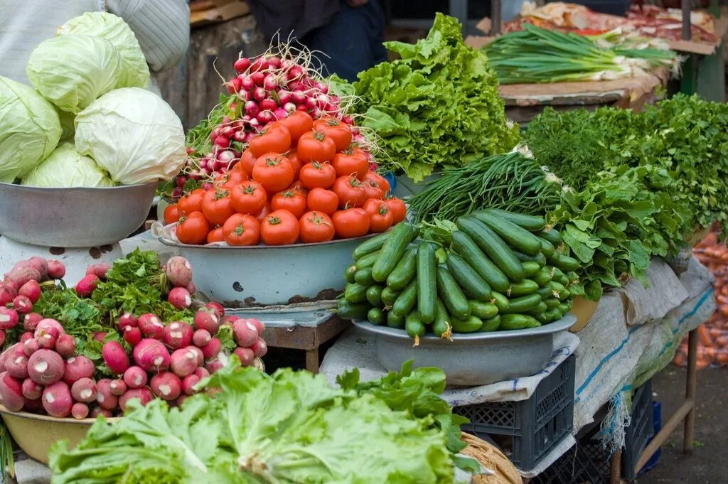 Овощи на рынке. Овощная ярмарка. Ярмарки овощные. Ярмарка овощей. Vegetables market