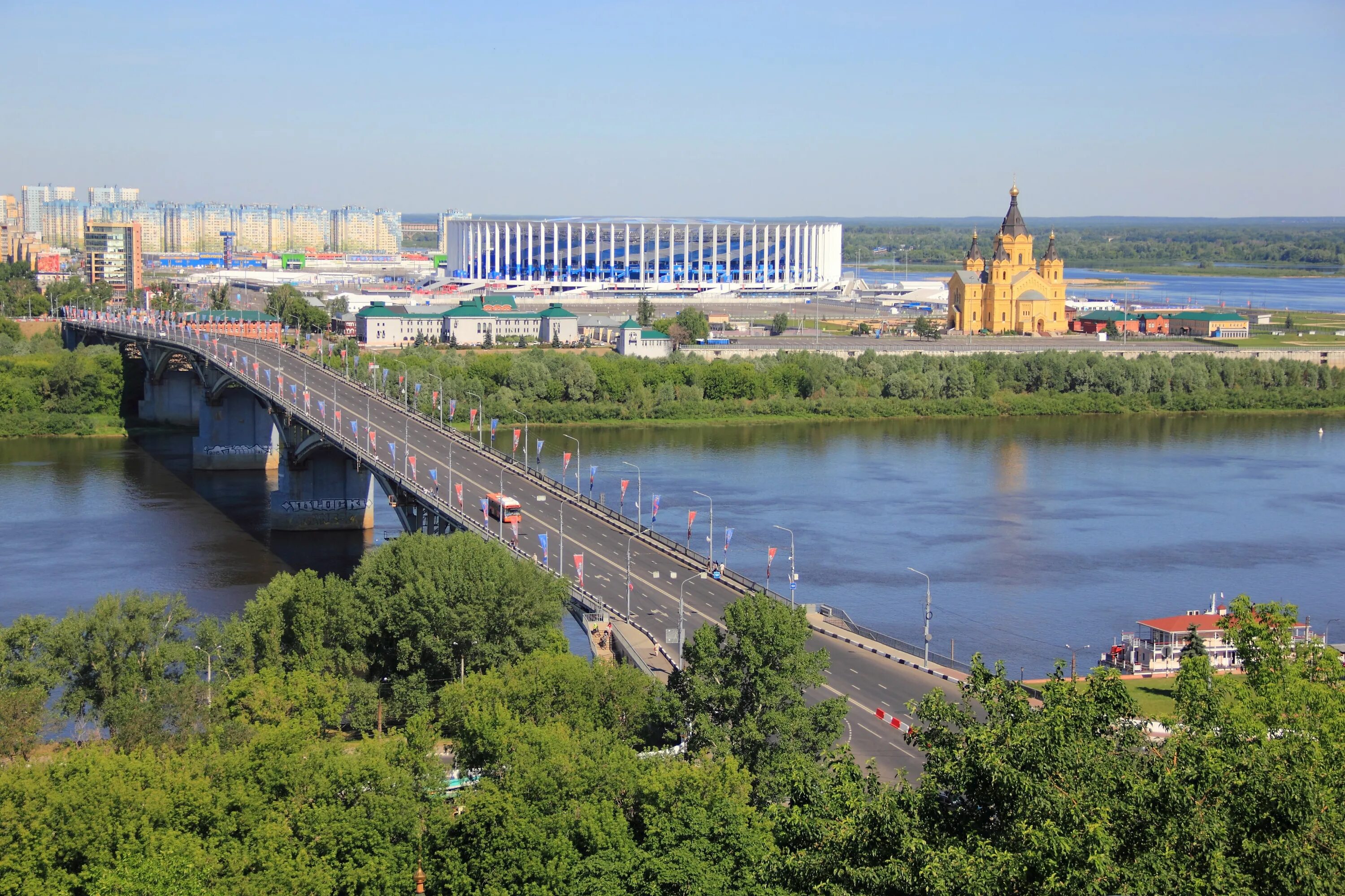 Видео купить в нижнем новгороде. Канавинский район Нижний Новгород мост. Нижний Новгород река Ока и Волга мосты. Река Волга Нижний Новгород метромост. Мост Ока Нижний Новгород.