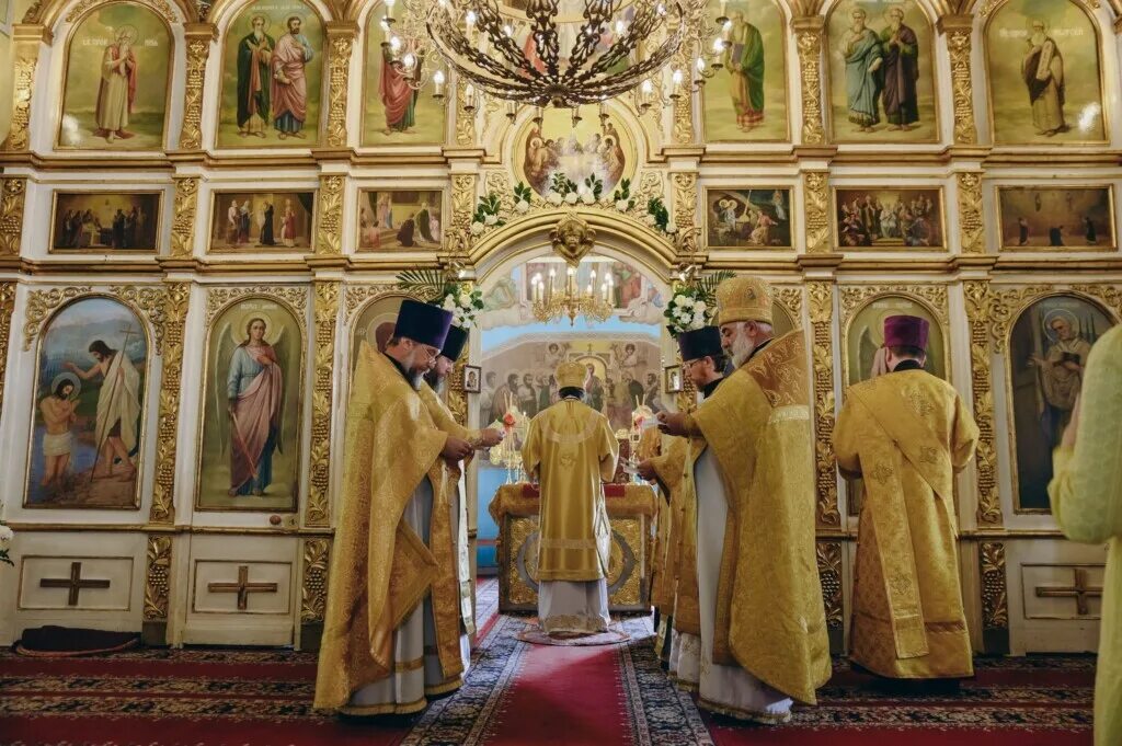 настоятель храма александра невского новосибирск. епархия в ивантеевке. 16 епархий. 16 епархий. коломенская епархия официальный сайт.