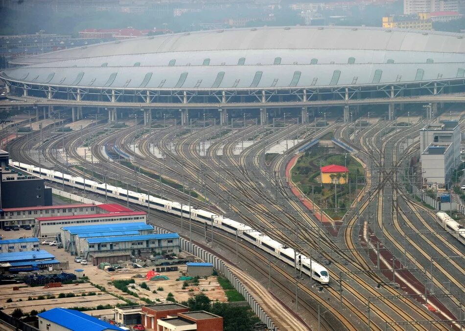 Самый длинный пост. ВСМ Пекин Шанхай. Пекин-Шанхайская высокоскоростная железная дорога. Железная дорога Пекин Шанхай. Дорога Пекин Шанхай.