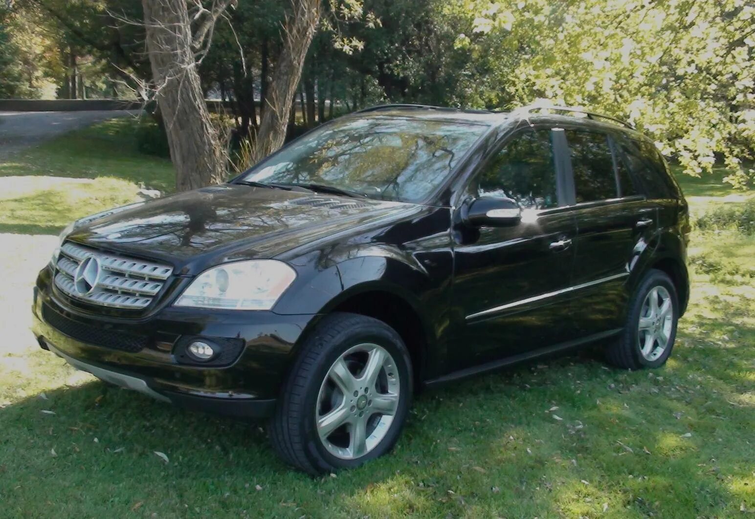 Купить мерседес мл 320. Ml 320 Mercedes 2008. Мерседес-Бенц мл 320 ; 2008. Мерседес ml 2008. Мерседес мл 320 2008.