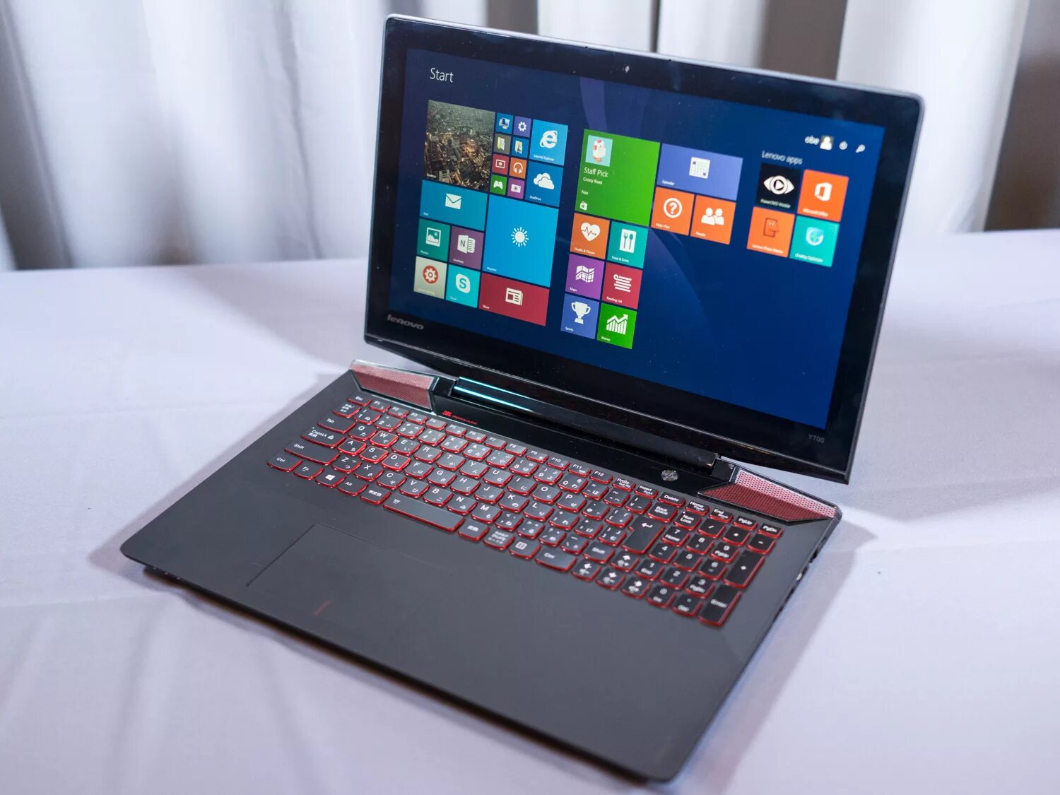 Lenovo ideapad gaming 15.6. Lenovo IDEAPAD y700. Lenovo y700 i7. Ноутбук Lenovo IDEAPAD y700-17isk. Lenovo IDEAPAD i7.