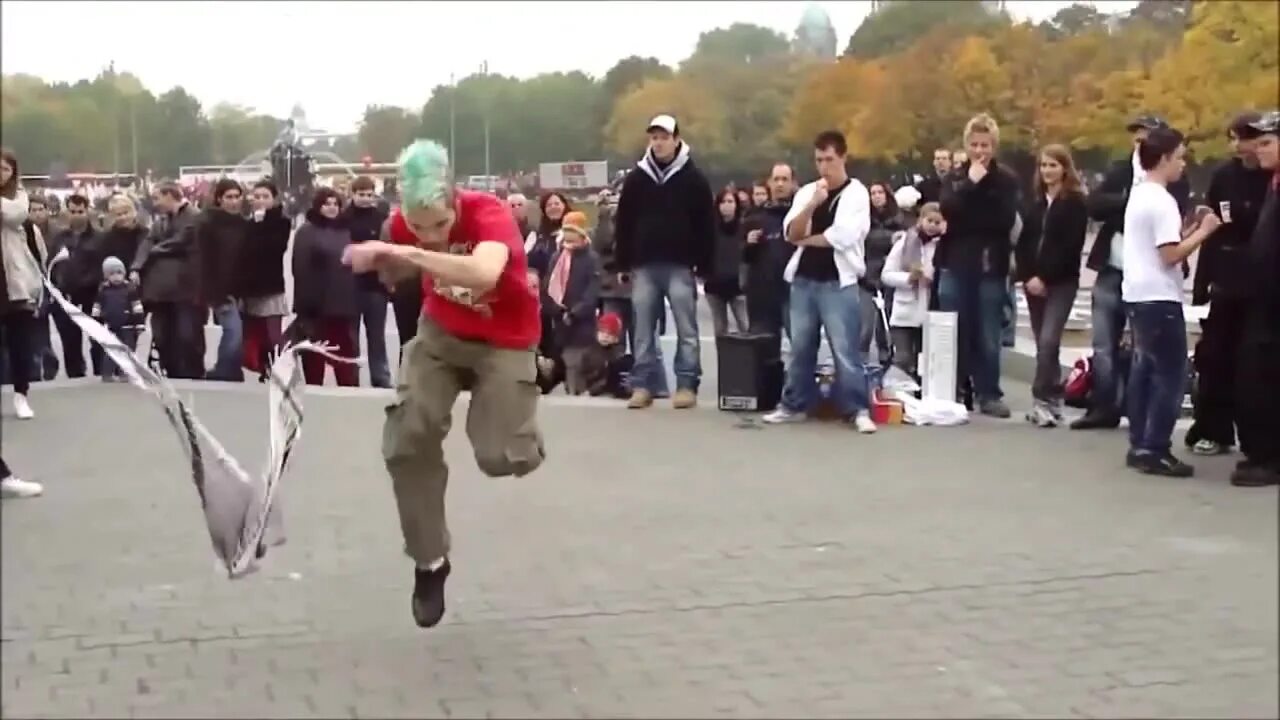 Еврейский танец семь сорок. Семь сорок видео. Израиль танцы 7 40. Танцуют 7 40. Евреи танцуют танец семь сорок.