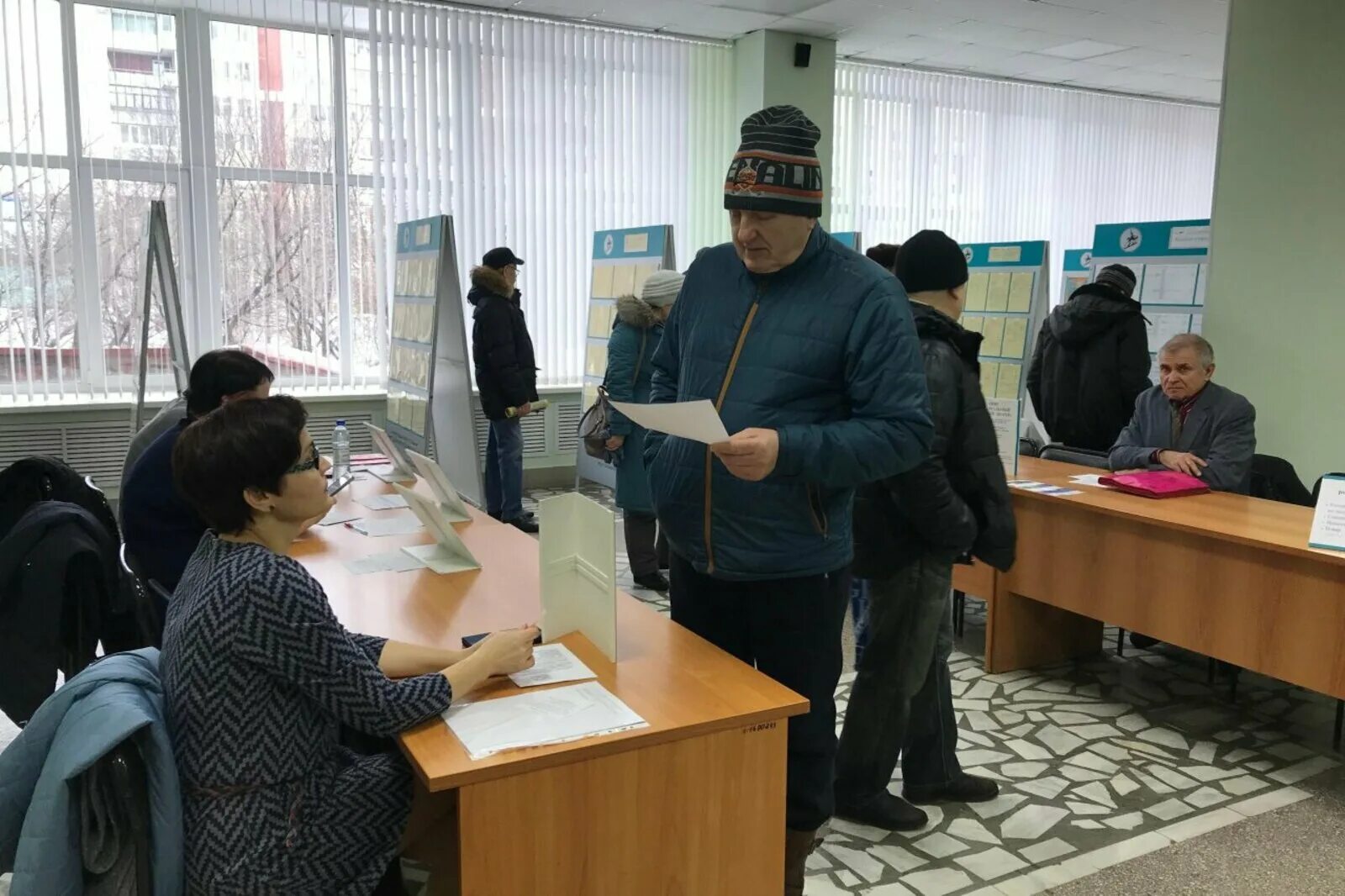 Занятости уфа вакансии. Трудоустройство в уфе. цзн уфа. ярмарка вакансий башкирия. ярмарка вакансий фото башинформ.