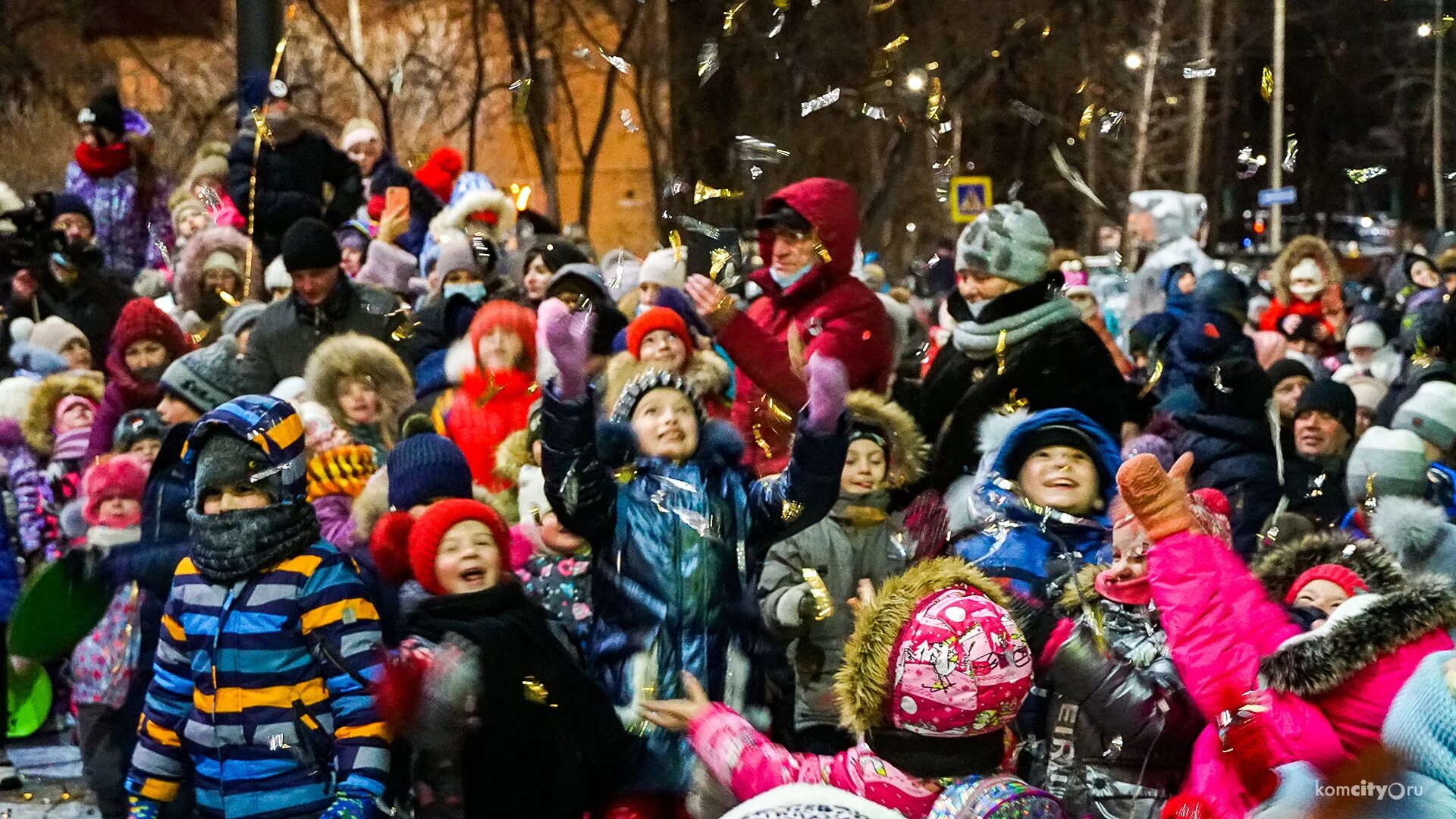 4 января нового года. Новогодние каникулы картинки. Новый год. Куда сходить в новогодние каникулы. Краснозаводск новый год.