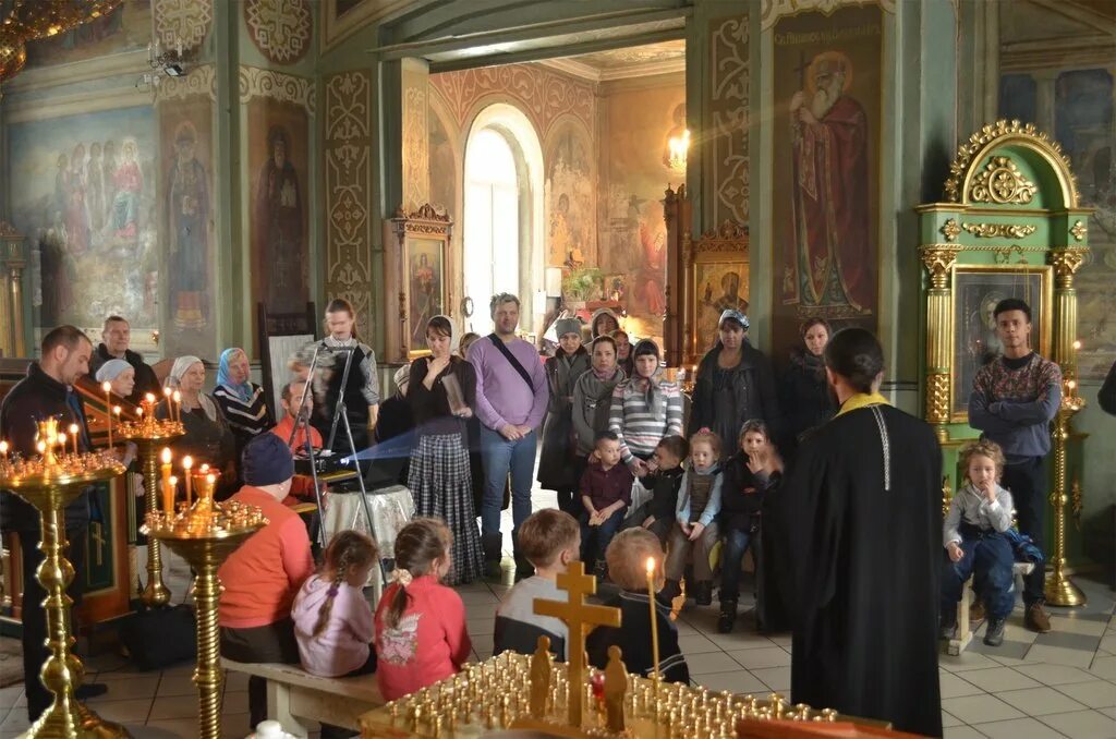 Храм в Болтино Мытищинский район. Болтино храм Святой Троицы расписание. Воскресная школа Болтино. Троицкий храм в селе Троицкое Мытищинского района. Воскресный район