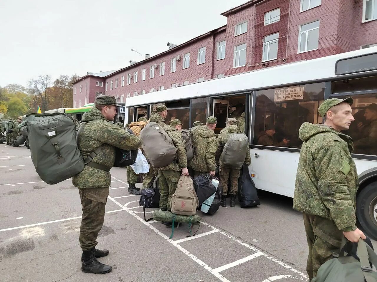 Ратник мобилизация. Мобилизация Пенза. Военный отправится.