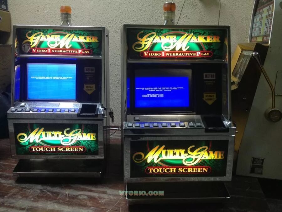 Игровой автомат пабг 7 годовщина. Игровой аппарат Дрим мейкер. Atronic игровые автоматы. Игровой автомат Покер IGT. Аркадный игровой автомат трон.