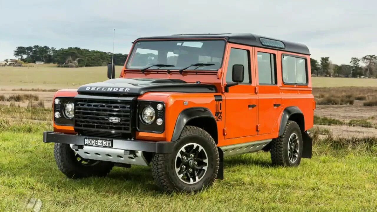 Как получить defender. Дефендер 2018. цвет ленд ровер дефендер. land rover defender рыжий. defender 2016.