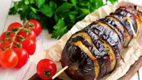 Баклажаны с беконом и сыром в духовке