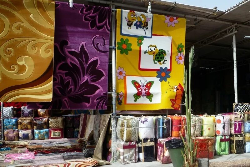 рынок сук-аль-джума. рынок в фуджейре. фуджейра шоппинг. фрукты в оаэ. фуджейра шоппинг.