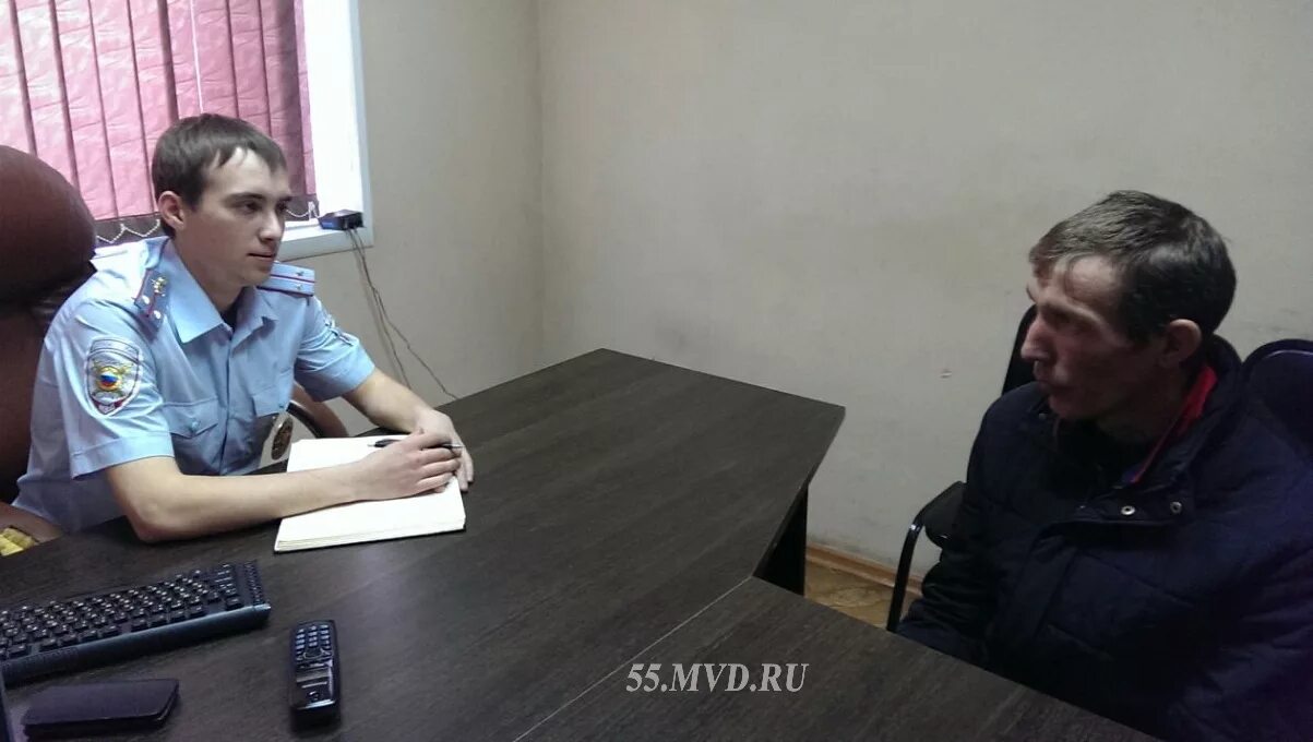 Полицейское дело. Предварительная проверка полиция. Мвд уголовное дело. Полицейский пишет. Предварительная проверка полиция.