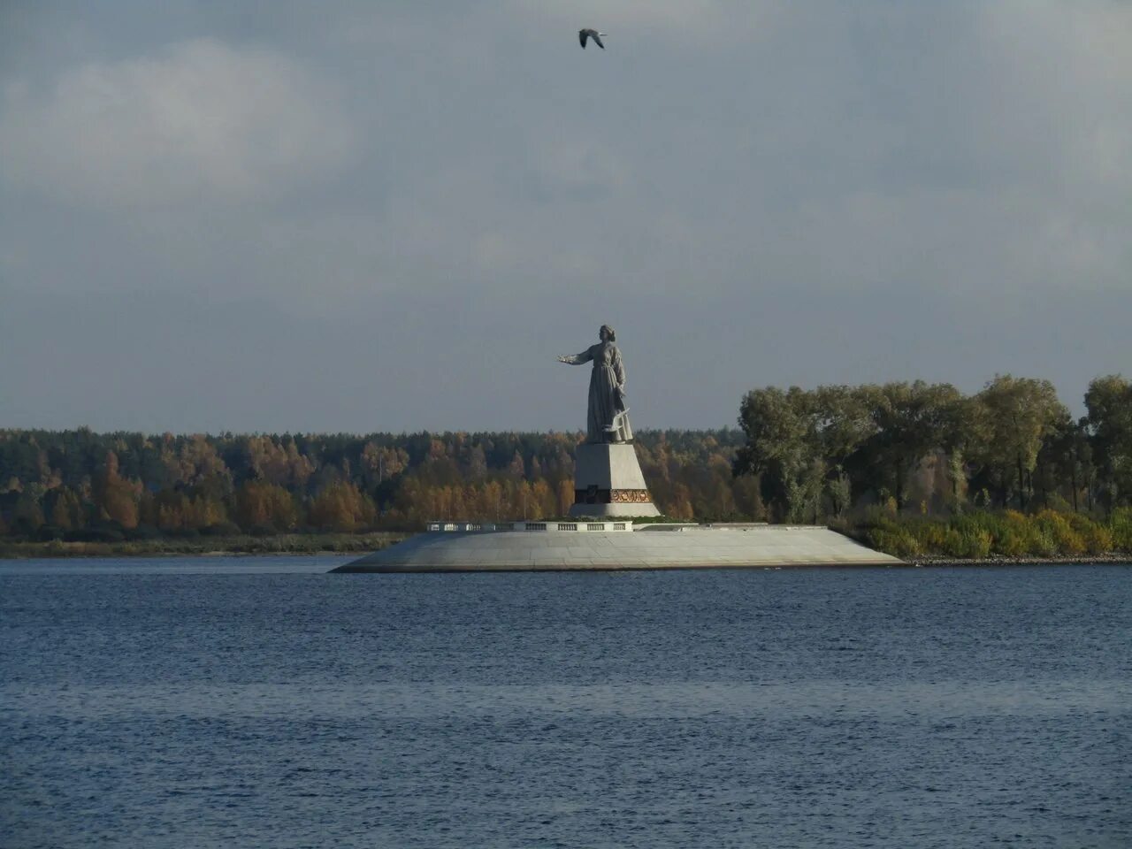 Рыбинское водохранилище Рыбинск. Рыбинское водохранилище водохранилища. Рыбинск достопримечательности водохранилище. Рыбинское водохранилище Ярославль.