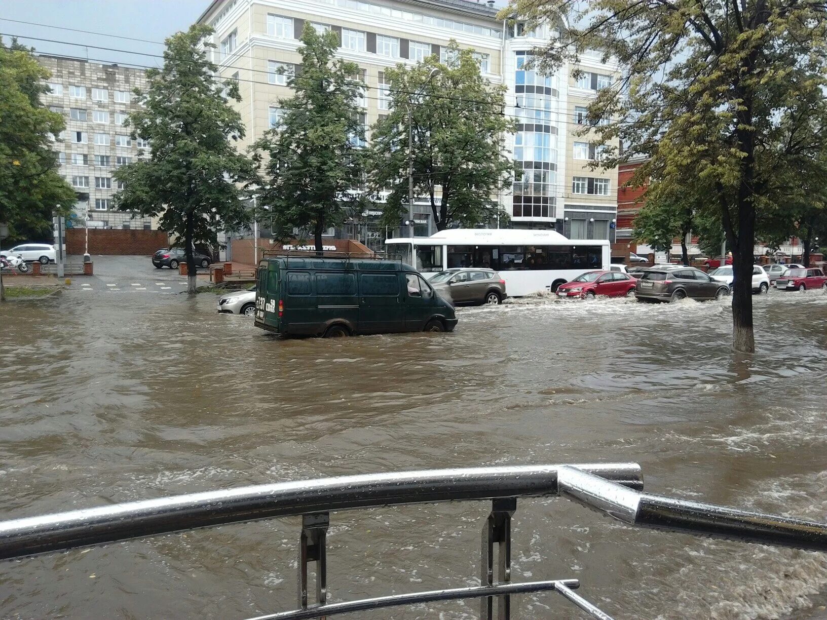 Пермь Ленина потоп. Ливень в Перми. Пермь после потопа. Дождь в Перми.