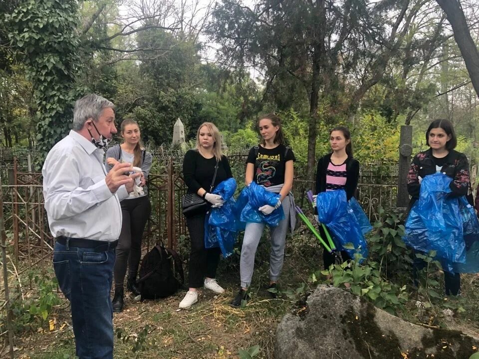 Добровольцы крыма. Как стать волонтером в крыму. Крымские волонтерские организации. Волонтеры крыма симферополь. Волонтерство в крыму.