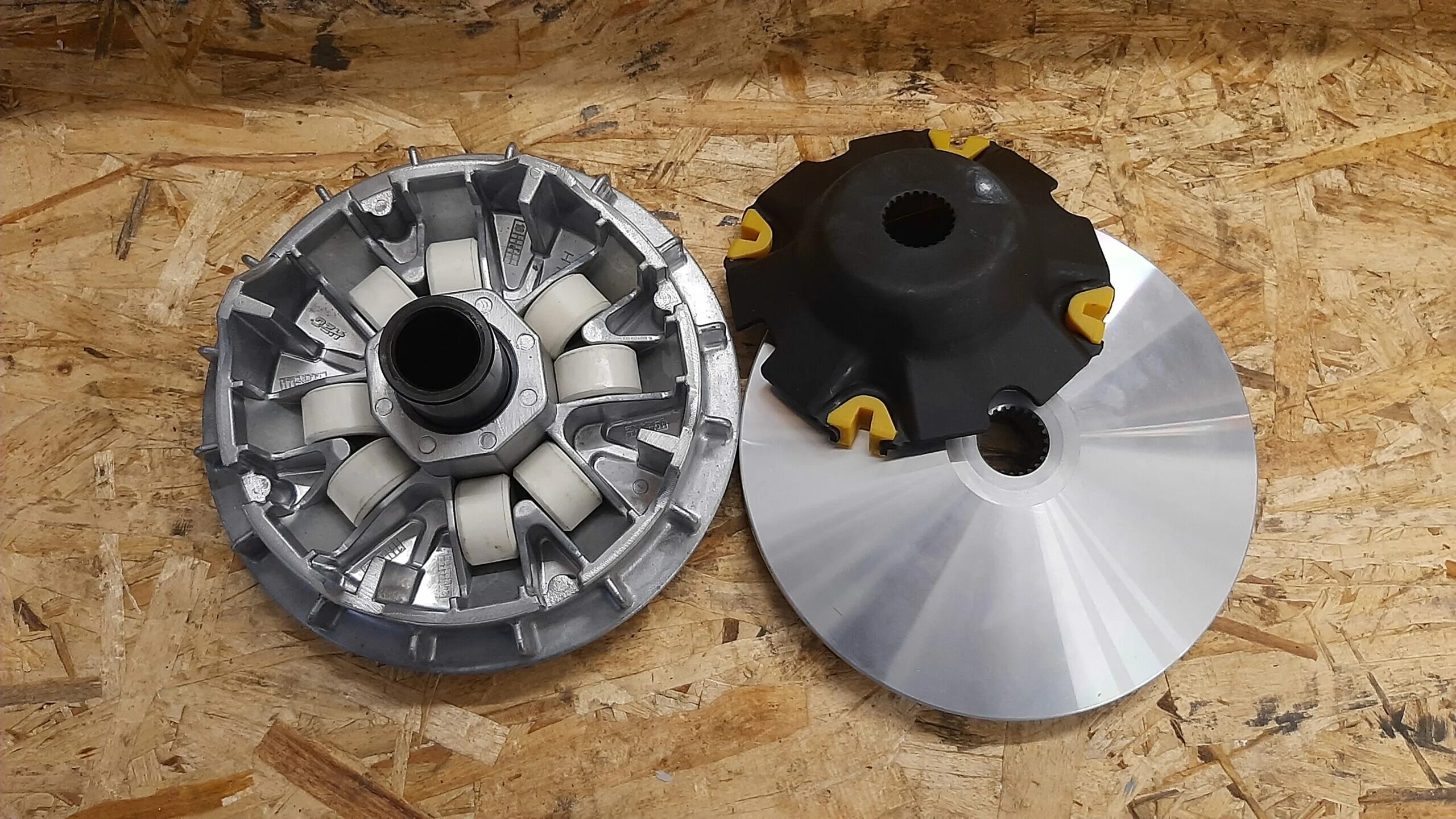 Ведущий шкив вариатора cf moto 500. Вариатор cf moto 500. Вариатор cf500. Вариатор cf moto x5 h. Шкив вариатора ведомый тайга.