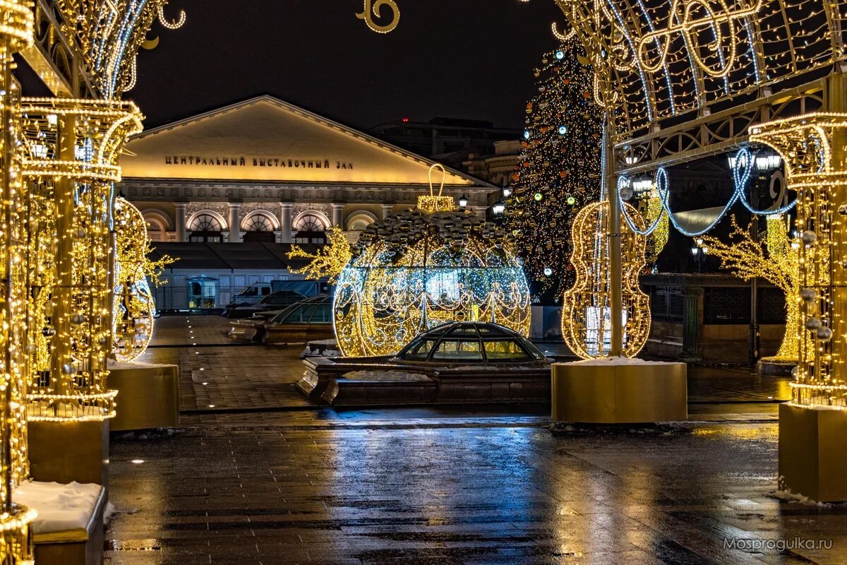Куда сходить 2 января в москве 2025