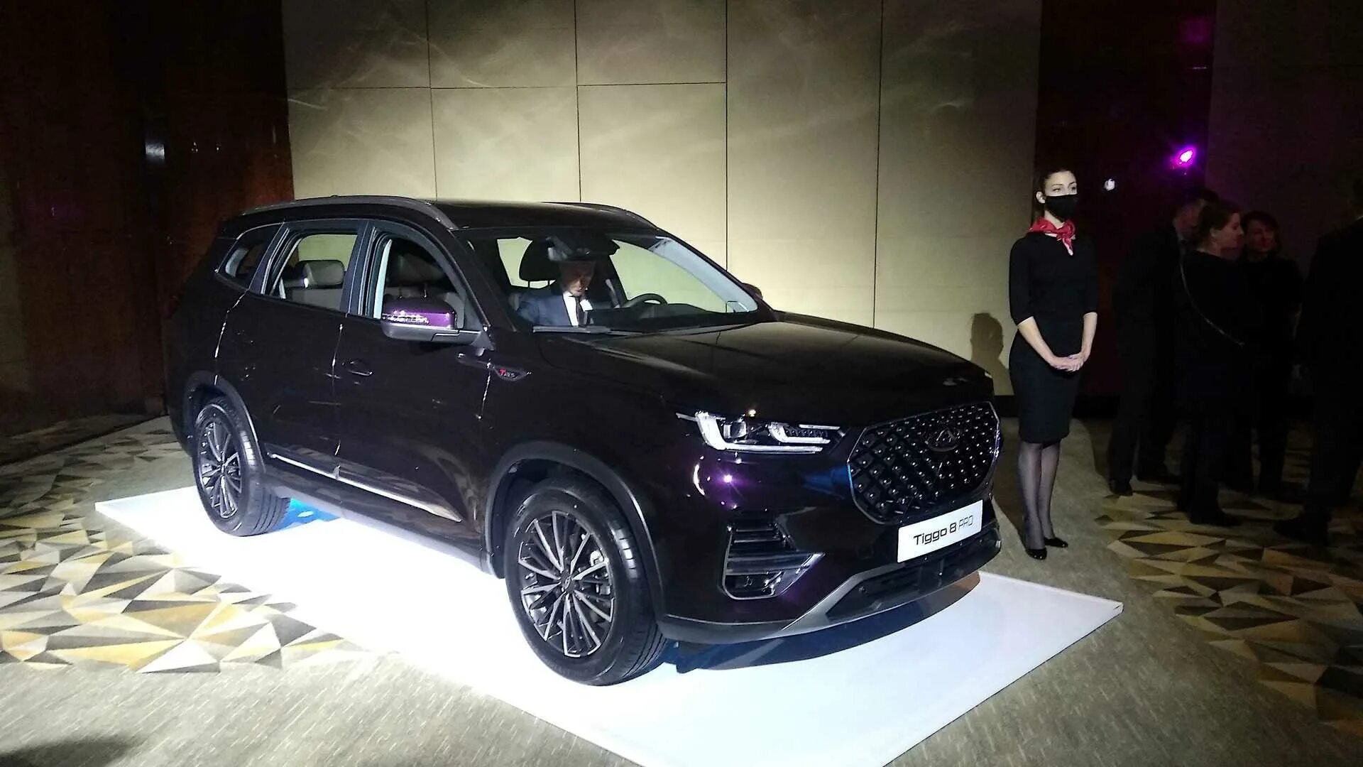 Тюнинг Chery Tiggo 8 Pro глазами ИИ - Chery Tiggo 8 Pro, 1,6 л, 2022 года тюнинг
