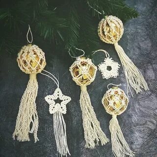Елочные игрушки макраме