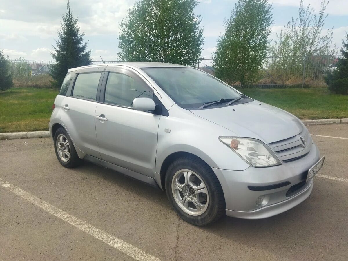 Toyota ist 2006 фото. Продаю тойоту ист. Продаю тойоту ист. Тойота ист 2003 фото. Тойота ист 2002.