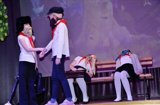 сказка о потерянном времени спектакль.