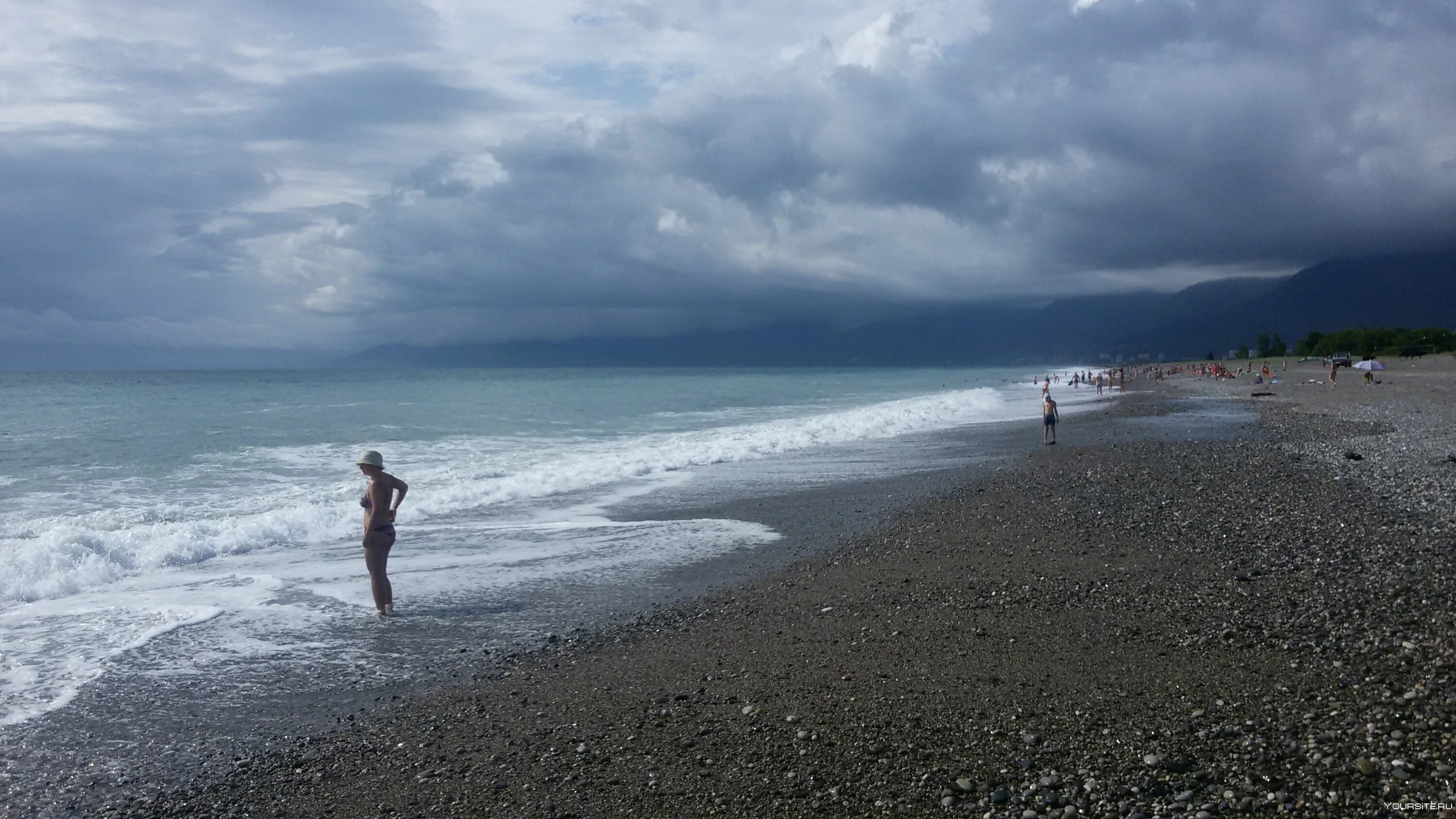 Село алахадзы абхазия. Пляж алахадзы абхазия. Пляж алахадзы абхазия. Алахадзы абхазия. Поселок алахадзы абхазия.