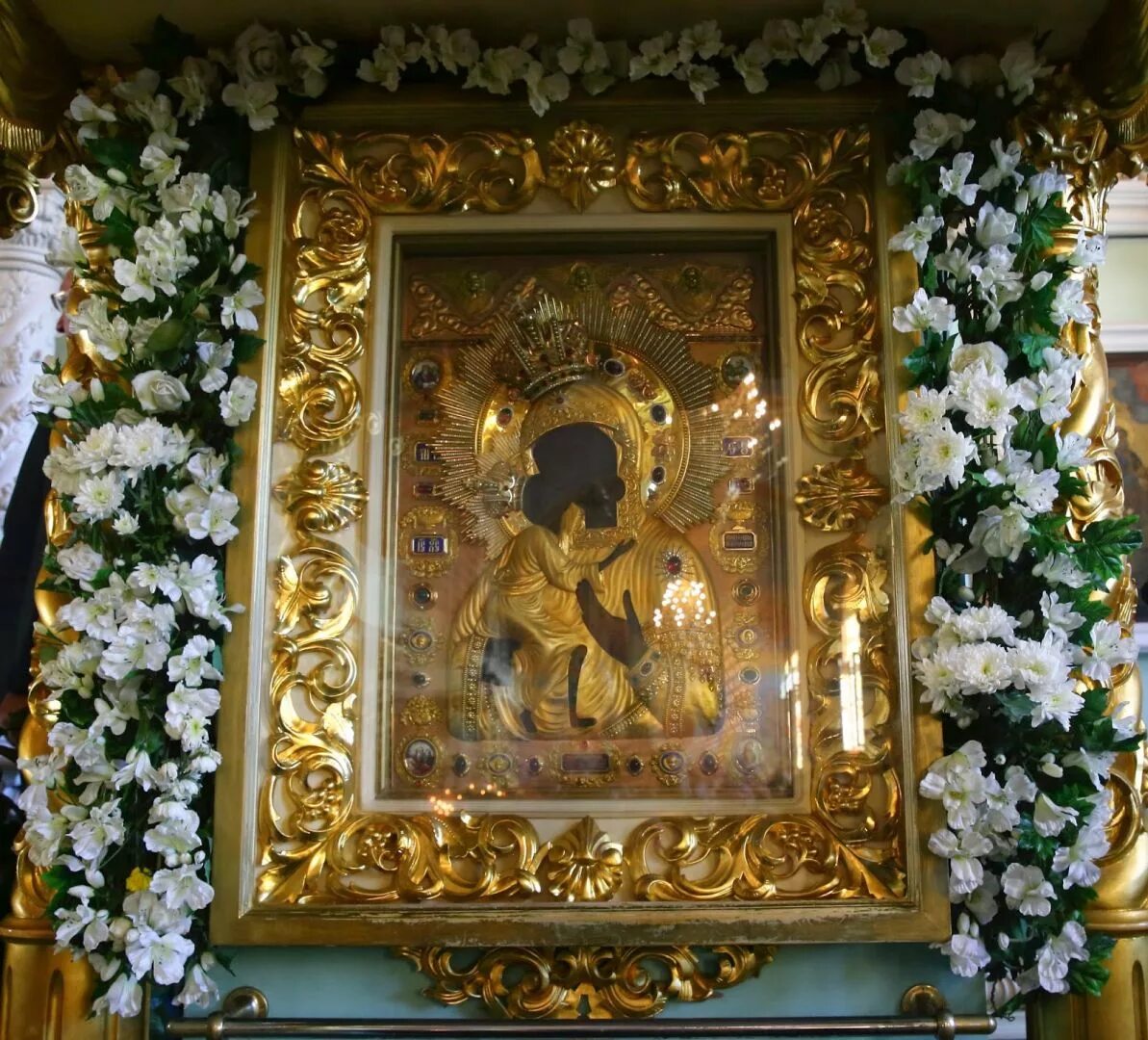Феодоровская костромская икона божией матери. Феодоровская костромская икона божией матери. Кострома божья матерь. Икона федоровская богоматерь. Феодоровская икона божией матери.