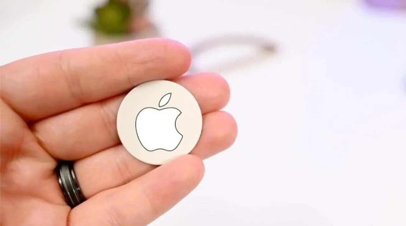 Apple трекер apple airtag. Беспроводная метка apple airtag. Беспроводная метка apple airtag. Эпл таг. Эпл аир таг.