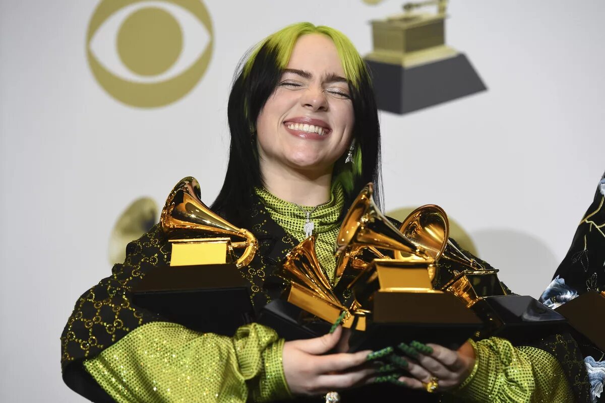 Билли Айлиш Грэмми 2020. Билли Айлиш Грэмми 2021. Billie Eilish Грэмми 2020. Билли Айлиш Оскар 2020. Певица оскар