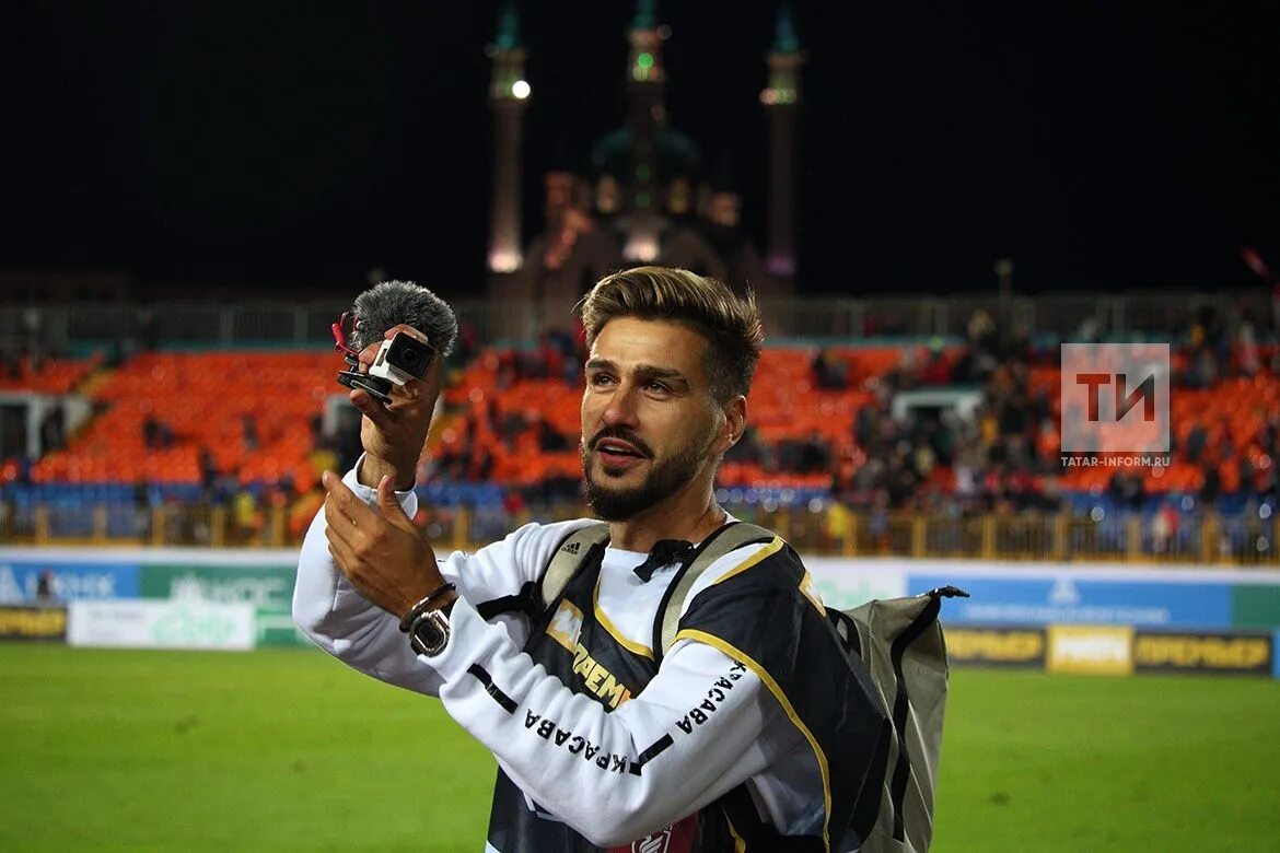 придурок красава. евгений савин блоггер красава. придурок красава. ты красава мем. придурок красава.