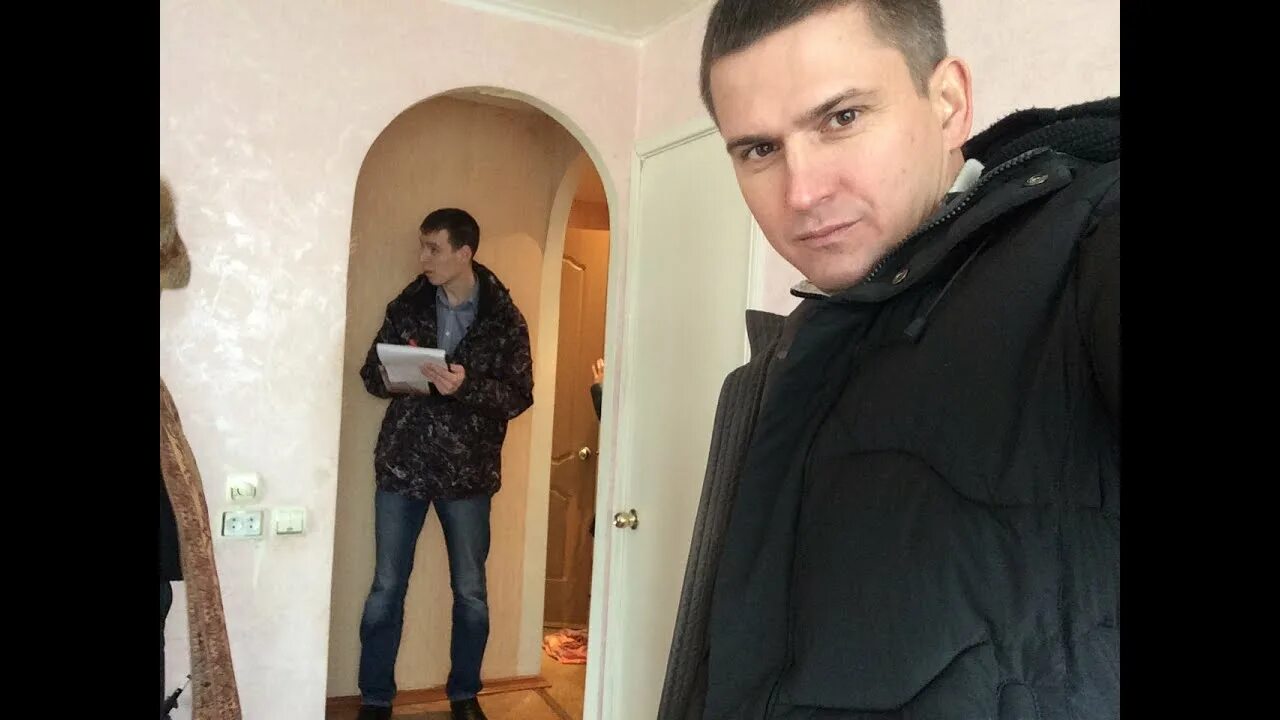Группа компаний комерон директор. Риэлторы йошкар ола недвижимости. Лучший риэлтор месяца. Успешный риэлтор. Успешный риэлтор.