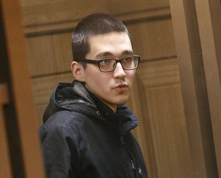 Ильназе галявиев родители. Казань школа 175 ильназ галявиев. ильназ галявиев 2025. ильназ галявиева казань.