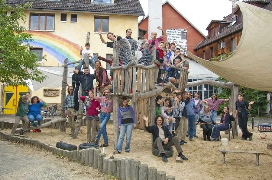 Хиппи коммуны в россии. Коммуна людей. Коммуны хиппи в сша. Коммуна людей. Коммуны(общины) хиппи.