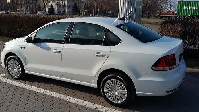 Volkswagen rapid. Шкода Рапид и Фольксваген поло. Volkswagen Polo Шкода Рапид. Шкода Рапид седан. Volkswagen Polo 5 Шкода Рапид.