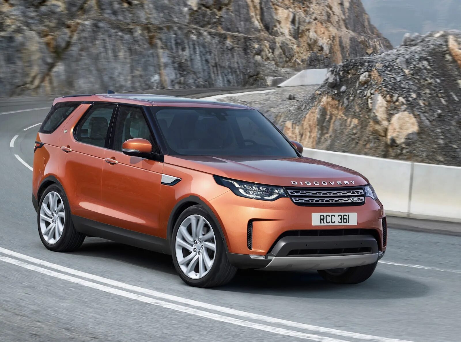 Новый discovery. Новый discovery. Ленд ровер дискавери 5. Land rover discovery 5 2023. Land rover discovery 2018.