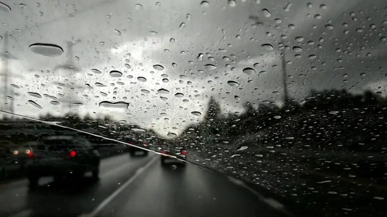 Дождь дорога машина