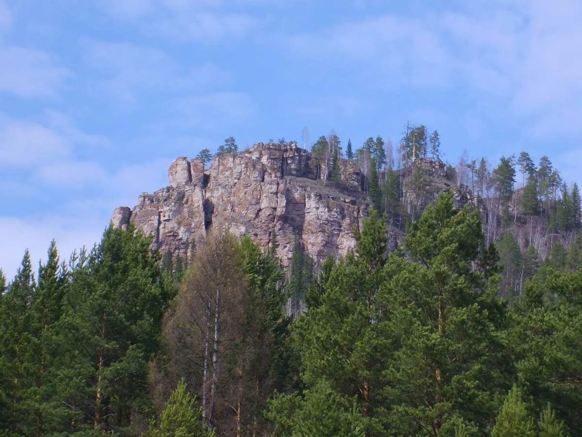 чертова скала усть кут. скала мир усть-кут. скала мир.