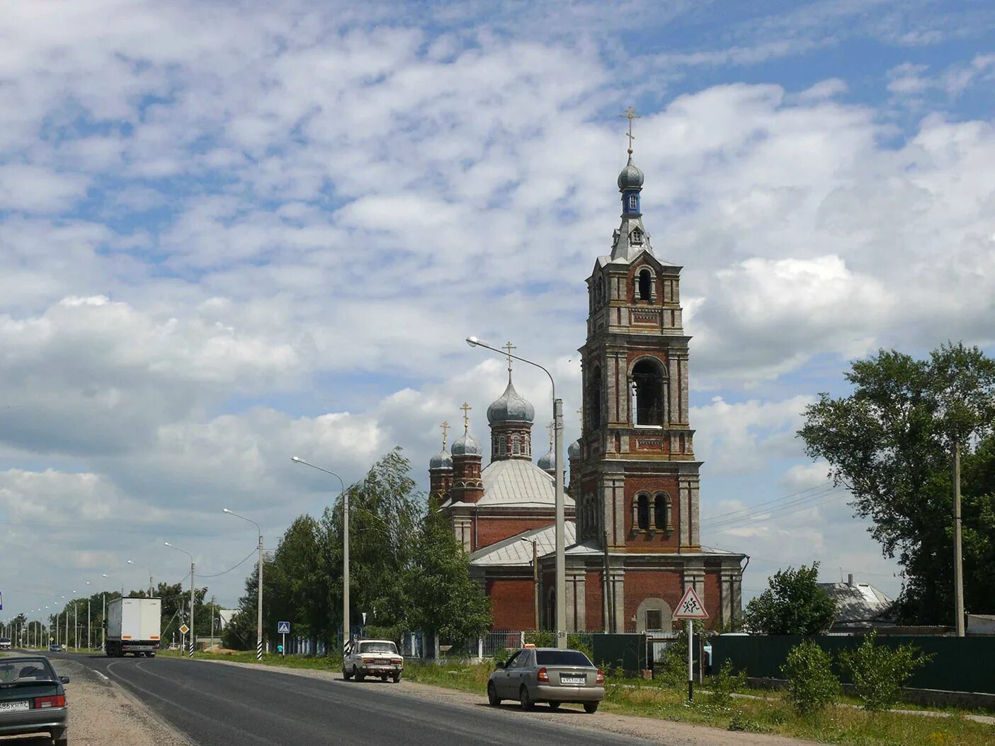 Церковь в Стрелецкие Выселки. Храмы города Михайлов Рязанской области. Стрелецкие Выселки Рязанская область. Город Михайлов Церковь.