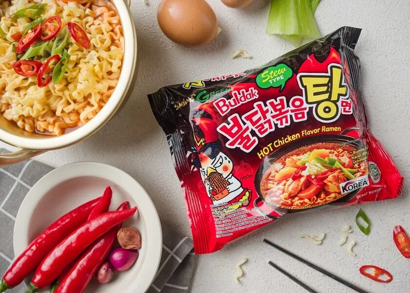 Лапша Samyang Noodles. Рамен Samyang. Корейский рамен Samyang. Рамен Samyang быстрого приготовления острая лапша. Samyang лапша острая