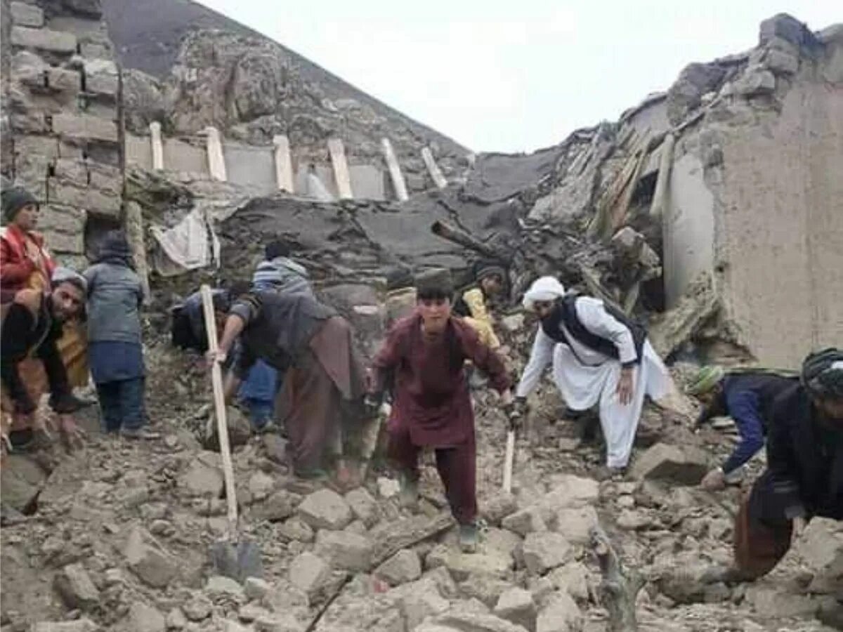 Землетрясение в Афганистане 2022. Землетрясение в Афганистане (июнь 2022). Землетрясение в Афганистане сегодня. Индия 2001 землетрясение. Землетрясение 2022 году