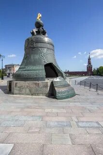 Кто установил царь колокол как памятник