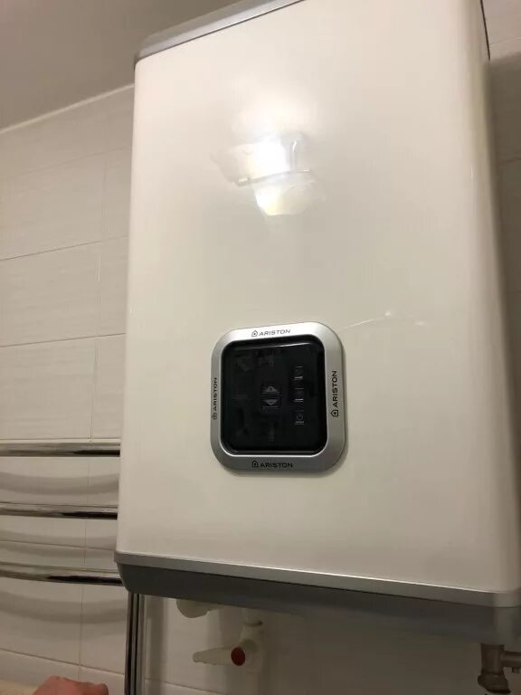 Ariston abs vls pro r. Бойлер аристон abs vls pw 50. водонагреватель ariston abs vls pw 50л. водонагреватель накопительный аристон abs vls evo pw 50 d. ariston abs vls evo pw 50л.