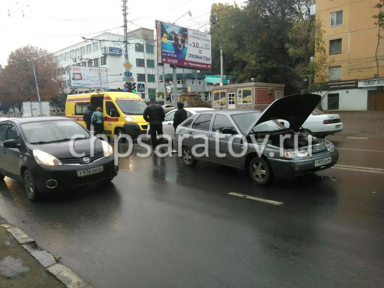 Саратов нападение. Авария на Чернышевской Серпухов. ДТП Чернышевского Нальчик сегодня.