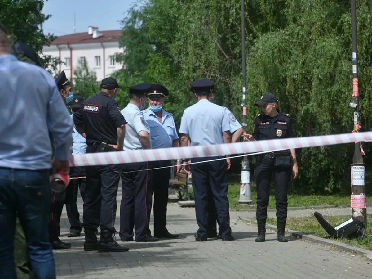 Нападения екатеринбург. Поножовщина в Екатеринбурге.