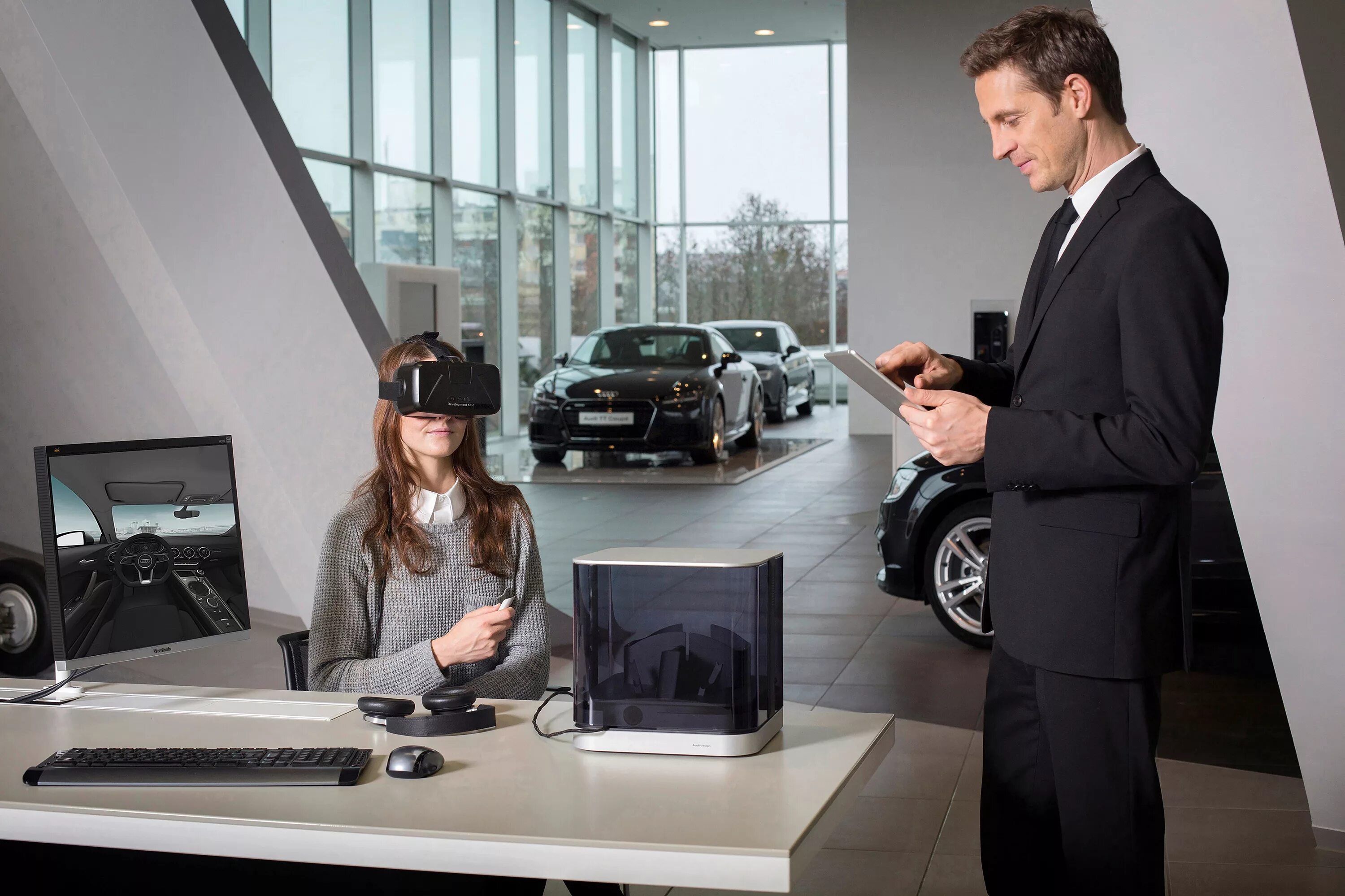 Дизайнер виртуальной реальности. Дополненная реальность в авто. Машина виртуальной реальности. Виртуальный автосалон. Car experience