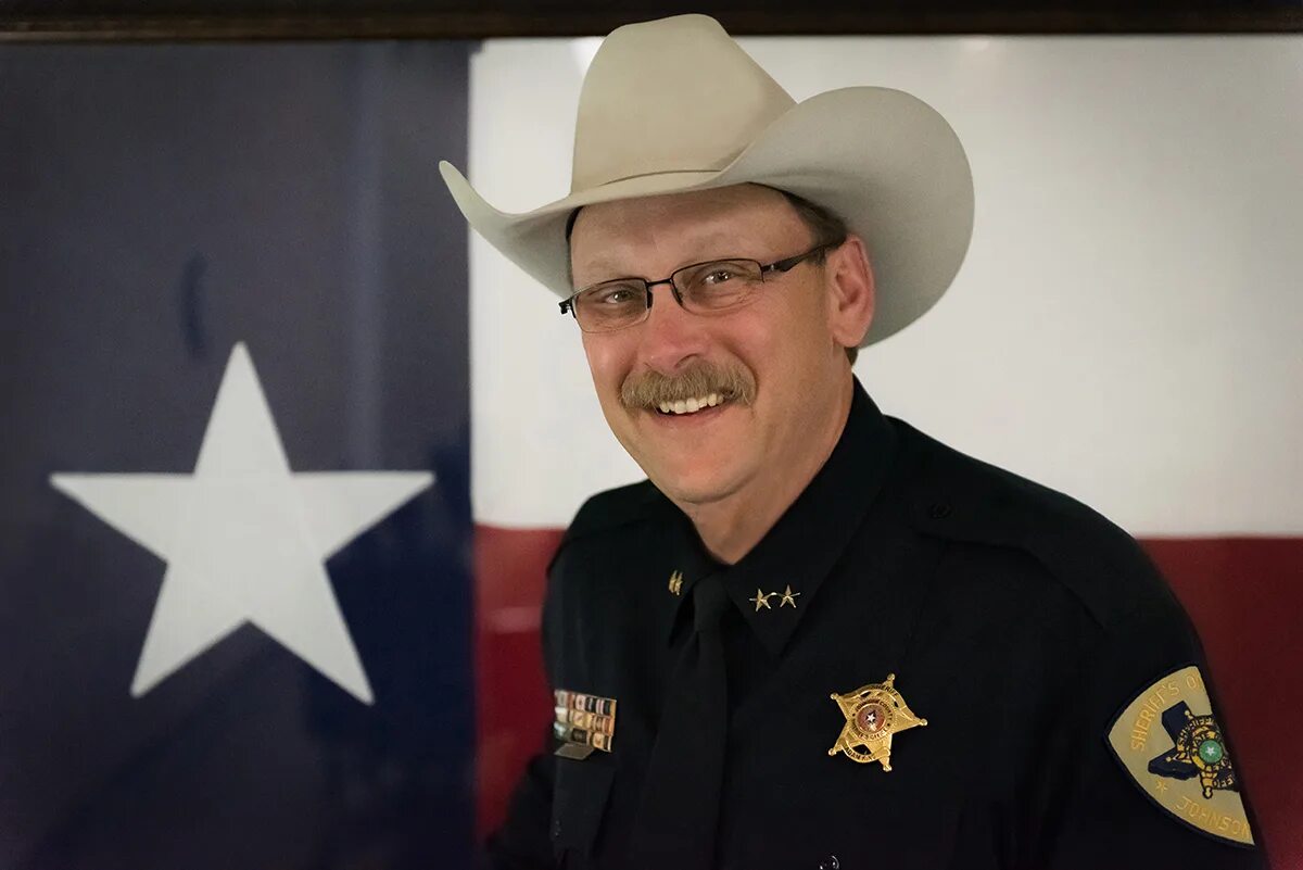 Шериф Техаса. Шериф полиции США. Johnson County Sheriff. Шериф в сша