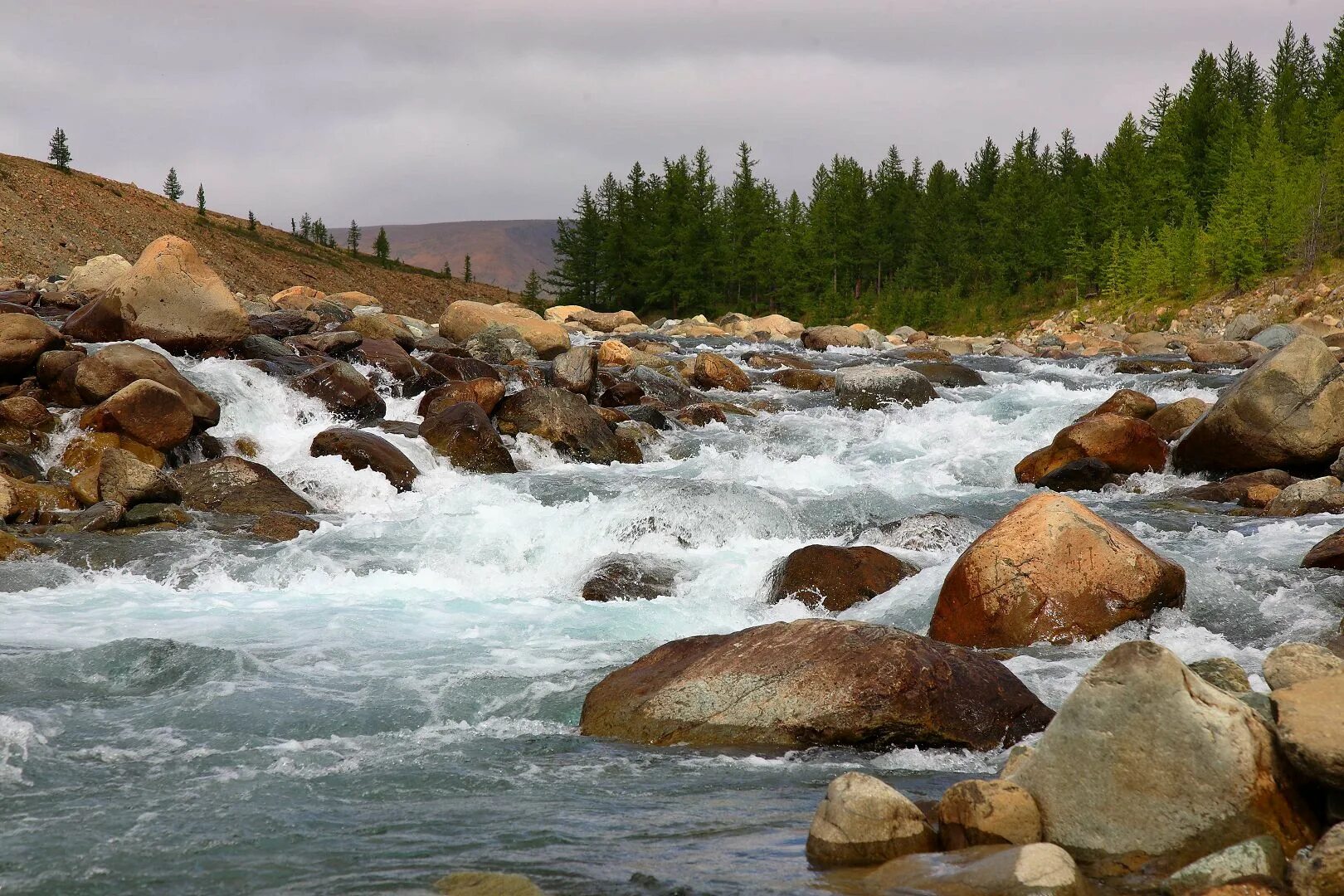 Ли ручи. Казыр река красноярский. Горный ручей абхазия гагра. Виды ручьев. Ручей водопад раменка.