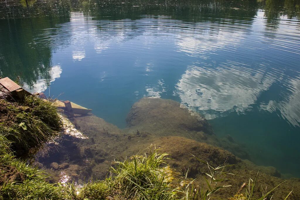 Вода холодный ключ. Голубое озеро ключик Нижегородская область. Озеро ключик Павловский район. Озеро ключик Ворсма. Озеро ключик Павловский район Нижегородской области.